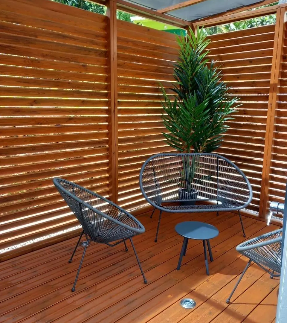 לה גוסייר Charmante Maison Avec Jacuzzi 0*, לה גוסייר גוואדלופ