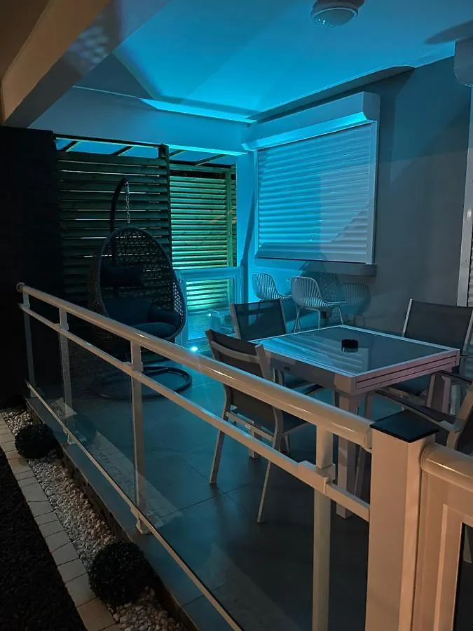 Vakantiehuis Charmante Maison Avec Jacuzzi Le Gosier  Guadeloupe