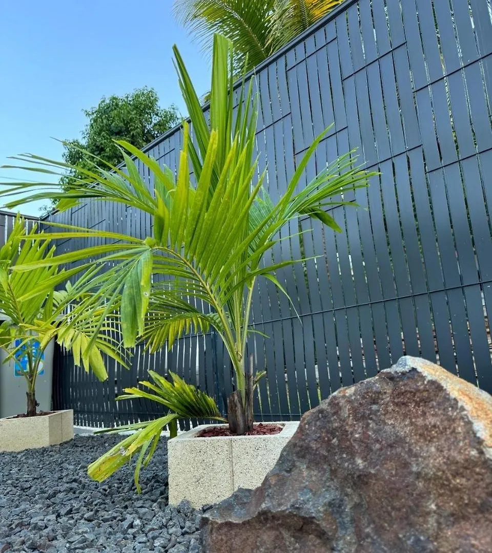 Charmante Maison Avec Jacuzzi Le Gosier  Vakantiehuis Le Gosier (Grande-Terre)